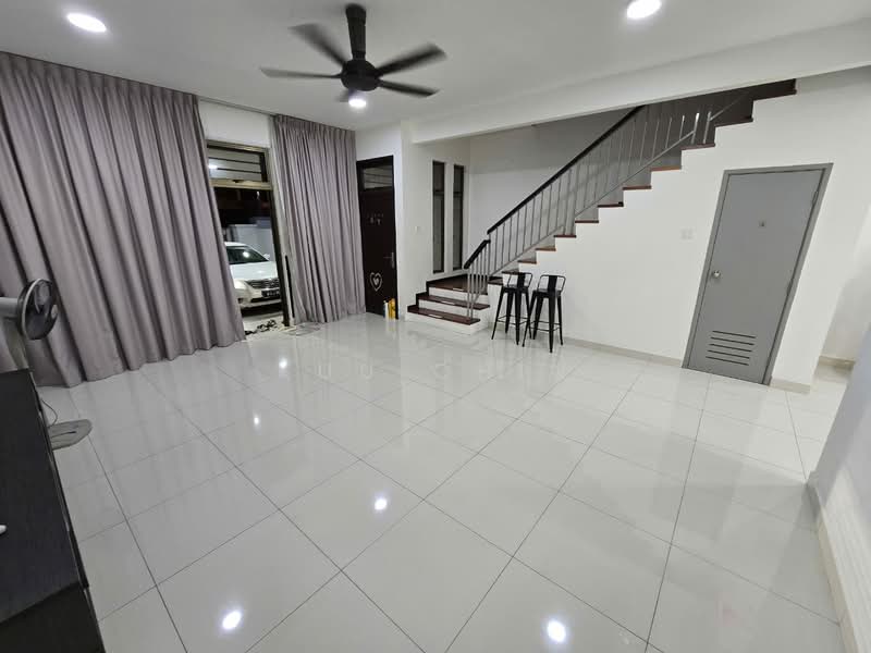 2-storey Terraced House for Sale in Mutiara Rini (Skudai) - Kuu Chin - Living Room - PropertyGuru.com.my