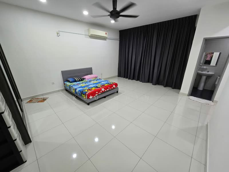 2-storey Terraced House for Sale in Mutiara Rini (Skudai) - Kuu Chin - Bedroom - PropertyGuru.com.my