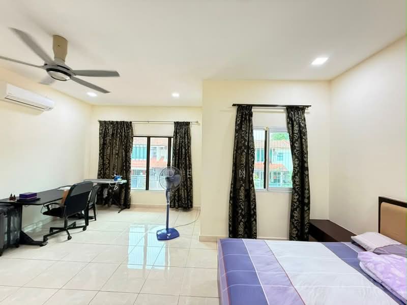 Rumah Teres untuk Dijual di Taman Laguna (Johor Bahru) - Jayden Neo - PropertyGuru.com.my