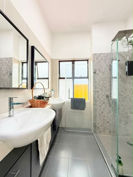 Rumah Teres untuk Dijual di Taman Laguna (Johor Bahru) - Jayden Neo - PropertyGuru.com.my
