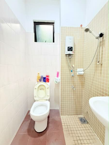 Rumah Teres untuk Dijual di Taman Laguna (Johor Bahru) - Jayden Neo - PropertyGuru.com.my