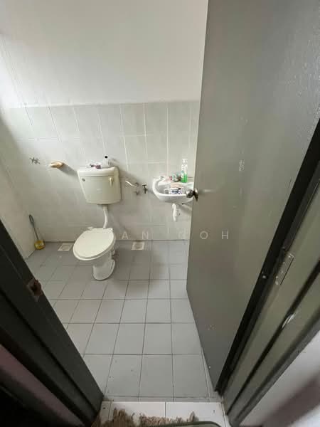 2-storey Terraced House for Sale in Saujana Puchong (Puchong) - Evan Goh - Bathroom - PropertyGuru.com.my
