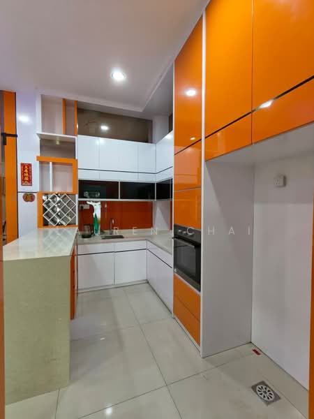 Rumah Kluster untuk Dijual di Taman Mount Austin (Tebrau) - Lauren Chai - Kitchen - PropertyGuru.com.my