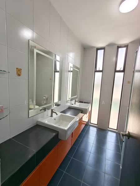 Rumah Kluster untuk Dijual di Taman Mount Austin (Tebrau) - Lauren Chai - Bathroom - PropertyGuru.com.my
