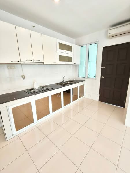 Kondominium untuk Dijual di Eden Heights - Erica Bong - Kitchen - PropertyGuru.com.my