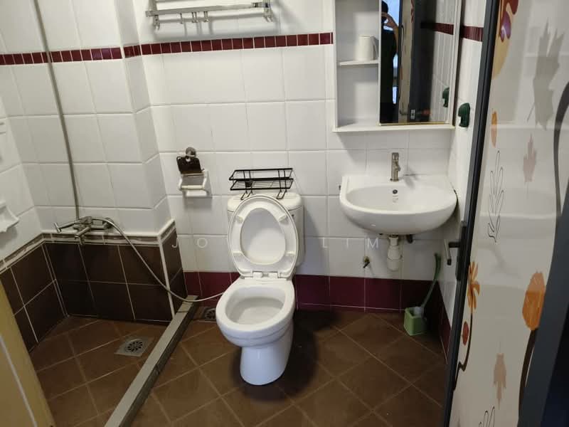 Condominium for Sale at The Habitat - Jovel Lim - Bathroom - PropertyGuru.com.my