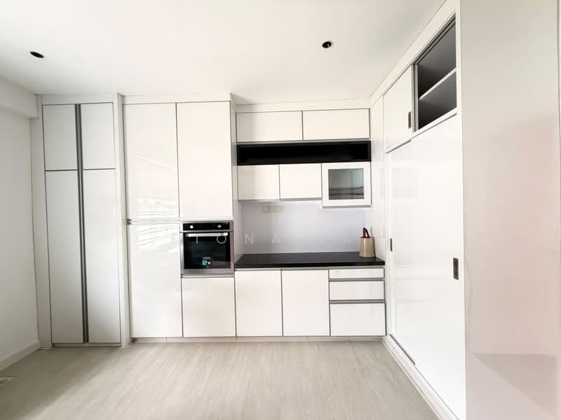 1-storey Terraced House for Sale in Taman Molek (Johor Bahru) - Fiona Lai - Kitchen - PropertyGuru.com.my