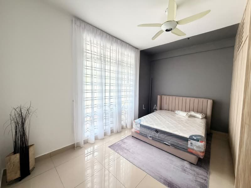 1-storey Terraced House for Sale in Taman Molek (Johor Bahru) - Fiona Lai - Bedroom - PropertyGuru.com.my