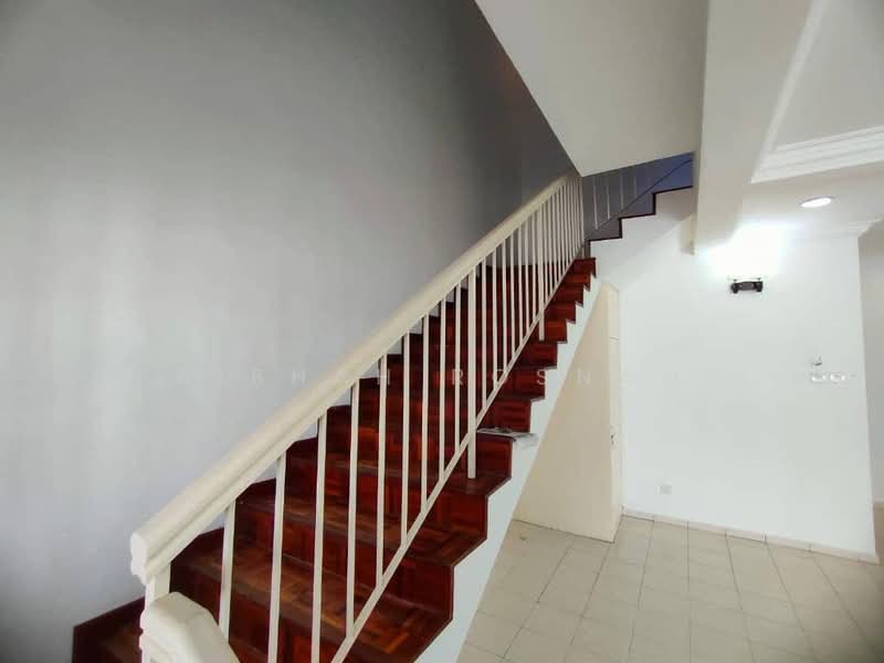 Rumah Teres 2 Tingkat untuk Dijual di U5, Bandar Pinggiran Subang (Shah Alam) - Aishah Rosnam - Interior - PropertyGuru.com.my