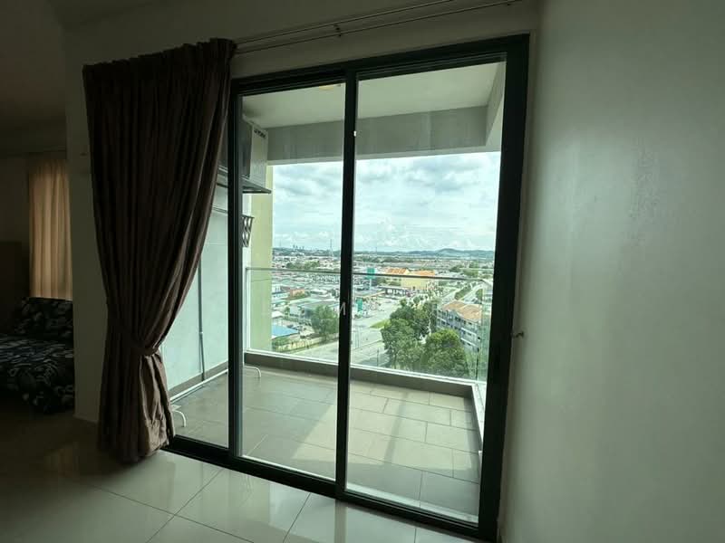 Servis Apartment untuk Disewa di Univ 360 Place - Emma R - Balcony - PropertyGuru.com.my