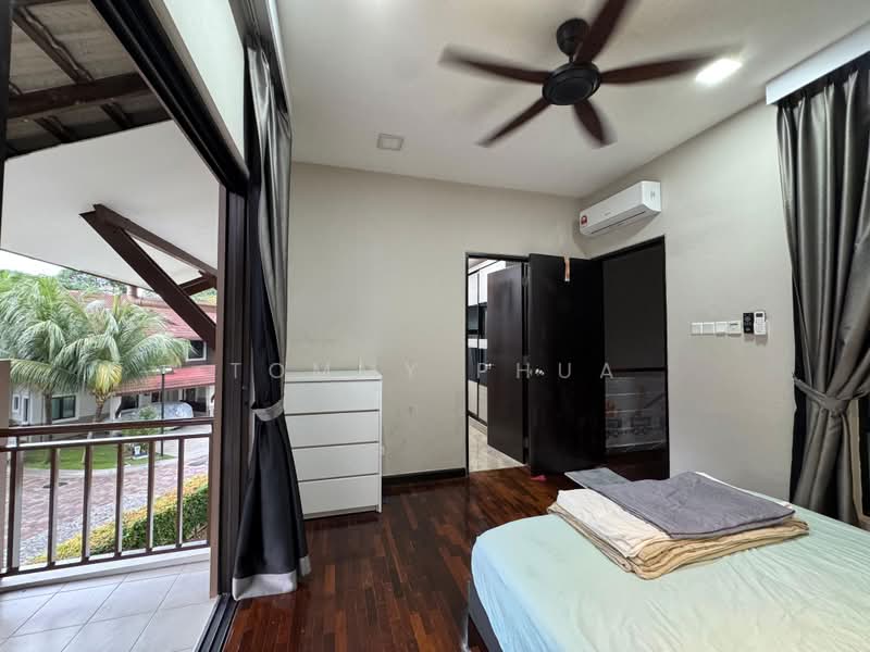 2-storey Terraced House for Rent in Leisure Farm (Gelang Patah) - Tommy Phua - Bedroom - PropertyGuru.com.my