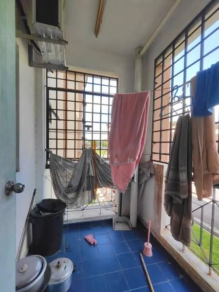 Pangsapuri untuk Disewa di Melawis Apartment - Jordan . - PropertyGuru.com.my