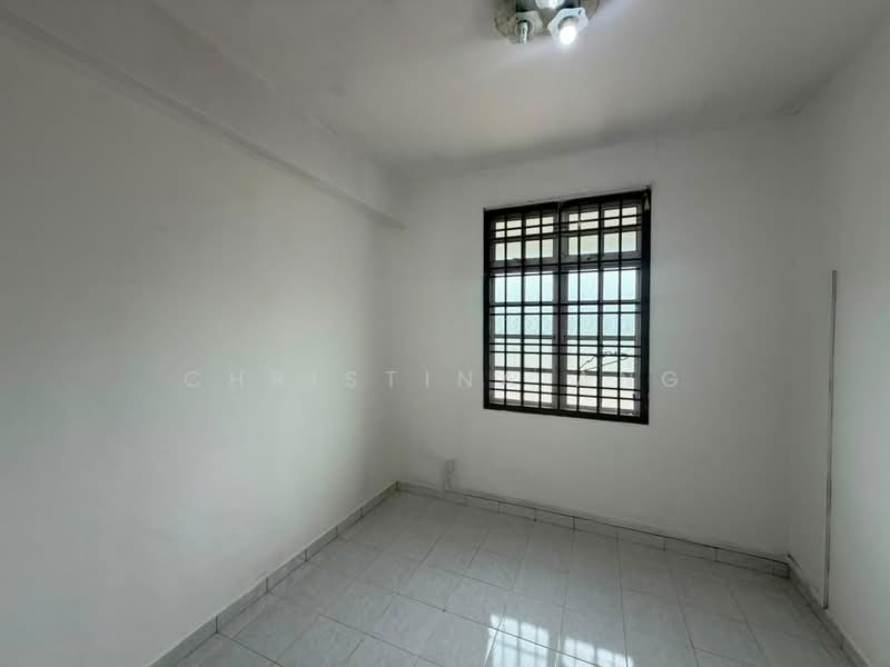 2-storey Terraced House for Sale in Taman Bukit Tiram (Ulu Tiram) - Christina Ang - Interior - PropertyGuru.com.my