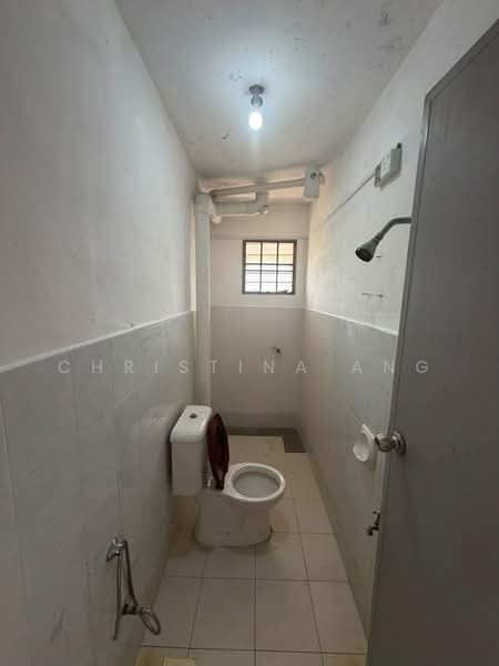 2-storey Terraced House for Sale in Taman Bukit Tiram (Ulu Tiram) - Christina Ang - Bathroom - PropertyGuru.com.my