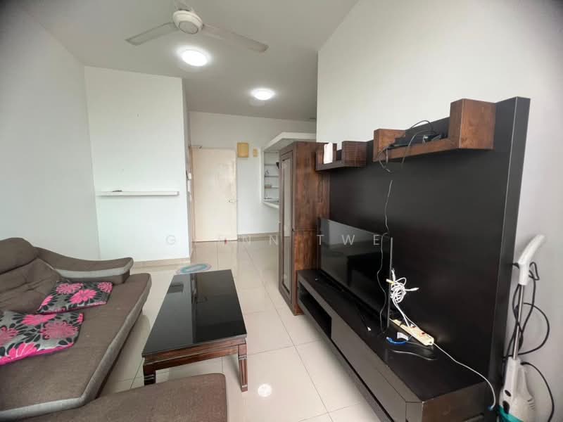 Pangsapuri untuk Disewa di Horizon Residence (Dwi Mutiara) - Glenn Twe - Living Room - PropertyGuru.com.my