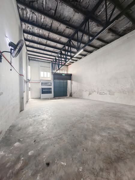 Factory for Rent in Taman Daya (Johor Bahru) - Stella Chia - Interior - PropertyGuru.com.my