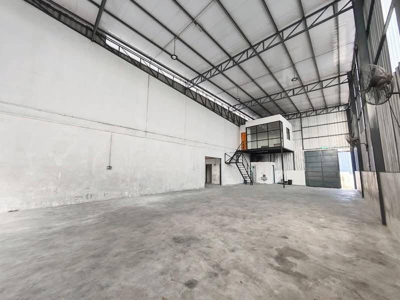 Factory for Rent in Taman Daya (Johor Bahru) - Stella Chia - Interior - PropertyGuru.com.my