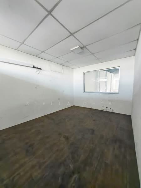 Factory for Rent in Taman Daya (Johor Bahru) - Stella Chia - Interior - PropertyGuru.com.my