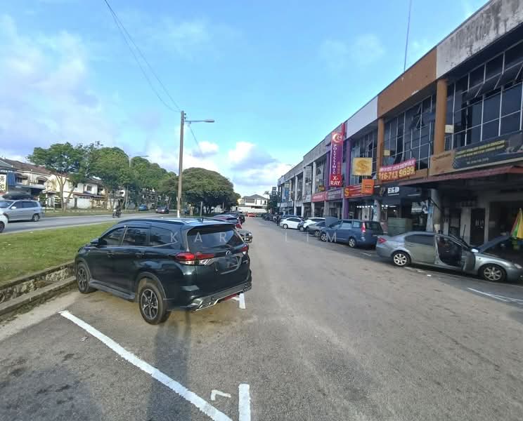 Shop / Office for Sale in Taman Desa Cemerlang (Ulu Tiram) - Karl Lim - PropertyGuru.com.my