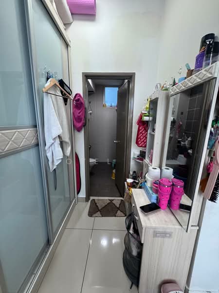 Kondominium untuk Dijual di D'Rich Executive Suites - Jovel Lim - Bathroom - PropertyGuru.com.my