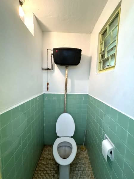 1-storey Terraced House for Sale in Taman Abad (Johor Bahru) - Karl Lim - Bathroom - PropertyGuru.com.my