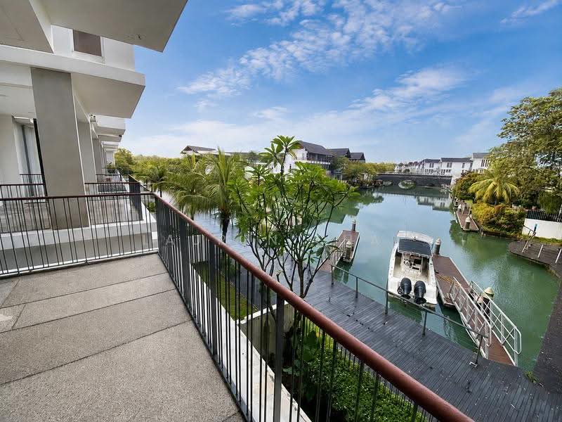 4-storey Terraced House for Sale in Johor Bahru (Johor) - Lauren Chai - Balcony - PropertyGuru.com.my