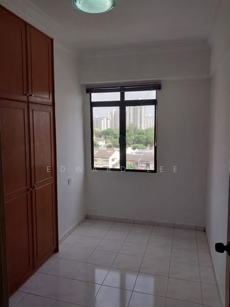 Kondominium untuk Dijual di Midlands Condo - Edward Lee - Bedroom - PropertyGuru.com.my