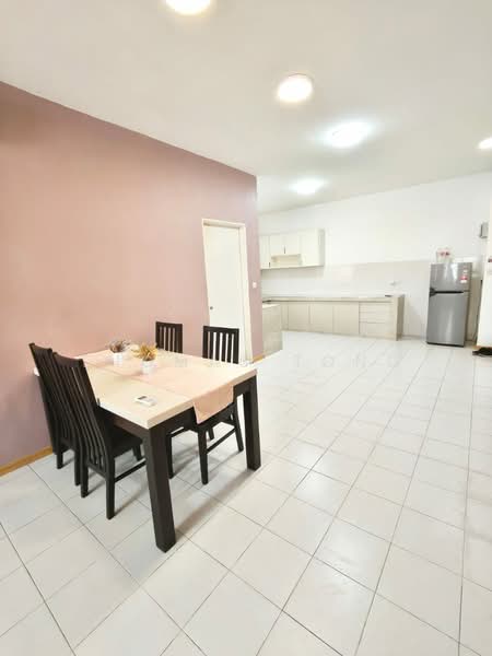 Pangsapuri untuk Dijual di Residensi Bintawa Riverfront (PR1MA @ Bintawa Riverfront) - Thomas Tong - Dining Room - PropertyGuru.com.my