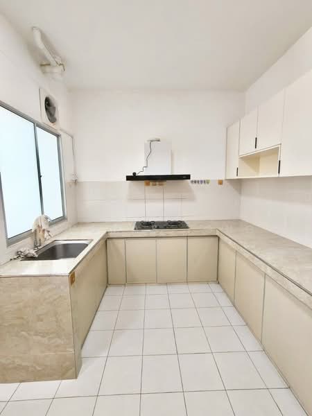 Pangsapuri untuk Dijual di Residensi Bintawa Riverfront (PR1MA @ Bintawa Riverfront) - Thomas Tong - Kitchen - PropertyGuru.com.my