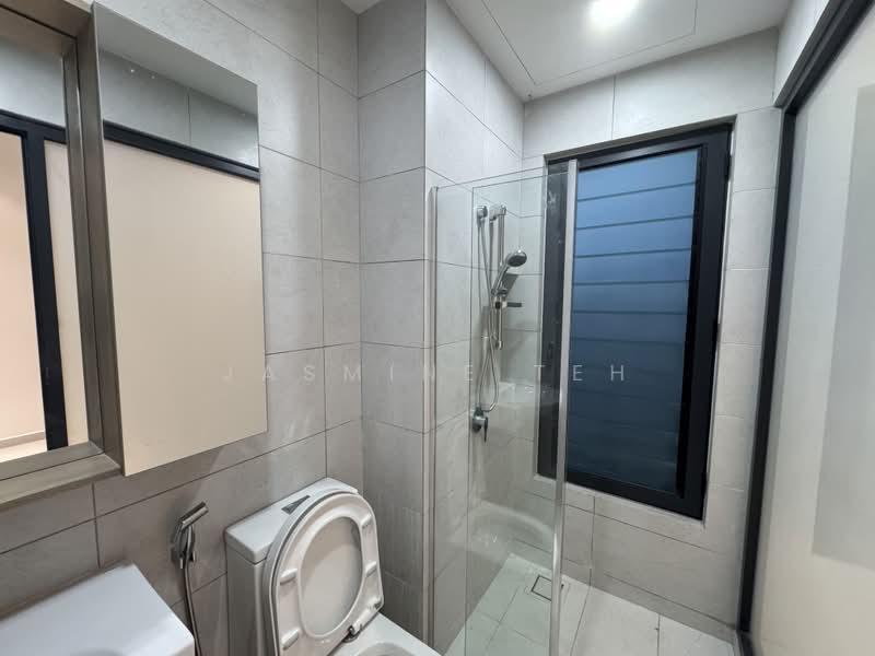 Service Residence for Sale at Sinaran @ Utropolis - Jasmine Teh - Bathroom - PropertyGuru.com.my
