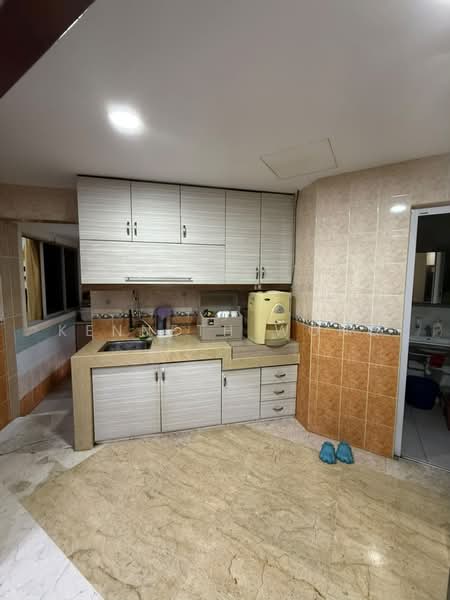 Pangsapuri untuk Dijual di Ria Apartment - Kenneth Wong - Kitchen - PropertyGuru.com.my