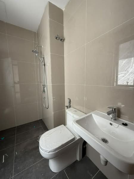Rumah Teres 4.5 Tingkat untuk Dijual di Damansara Perdana (Selangor) - HC Tan - Bathroom - PropertyGuru.com.my