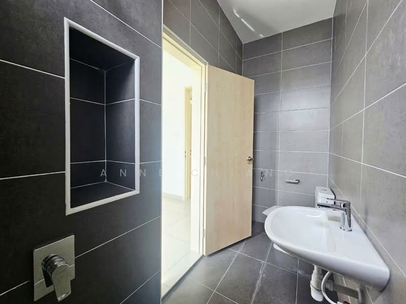 Rumah Kluster untuk Dijual di Taman Mount Austin (Tebrau) - Anne Chiang - Bathroom - PropertyGuru.com.my