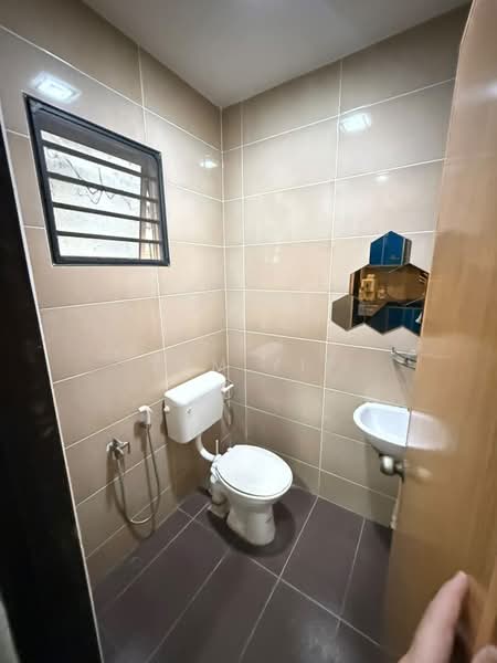 Rumah Teres 3-Tingkat untuk Dijual di Subang Bestari (Shah Alam) - Tom Yip - Bathroom - PropertyGuru.com.my