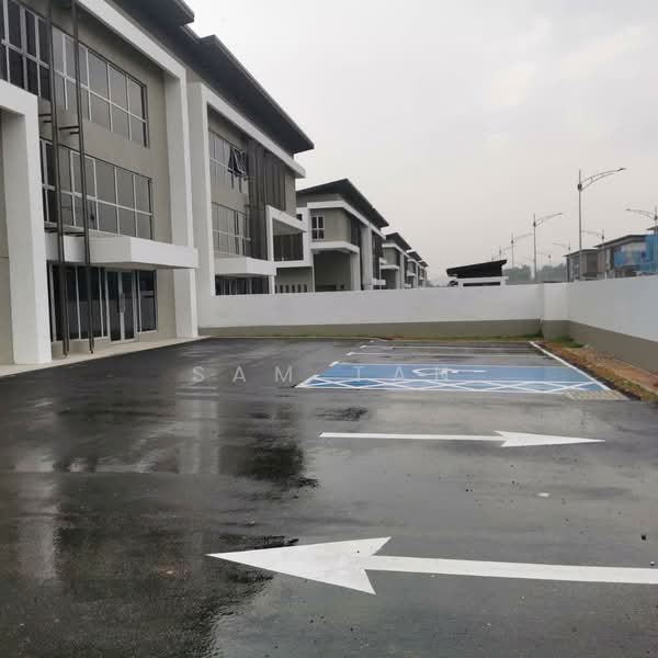 Kilang Berkembar untuk Disewa di Taman Sepang (Sepang) - Sam Tan - Exterior - PropertyGuru.com.my