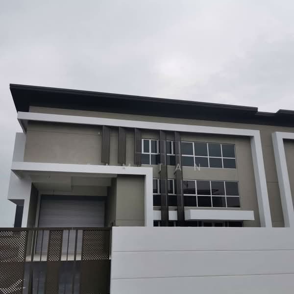 Kilang Berkembar untuk Disewa di Taman Sepang (Sepang) - Sam Tan - Exterior - PropertyGuru.com.my