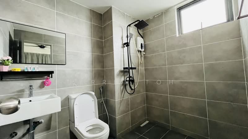 Service Residence for Rent at Serviced Residence @ The Louvre @ Country Heights - Darren Toh - Bathroom - PropertyGuru.com.my
