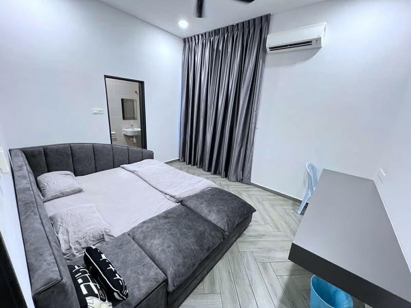 Cluster House for Sale in Austin Heights (Tebrau) - Karl Lim - Bedroom - PropertyGuru.com.my