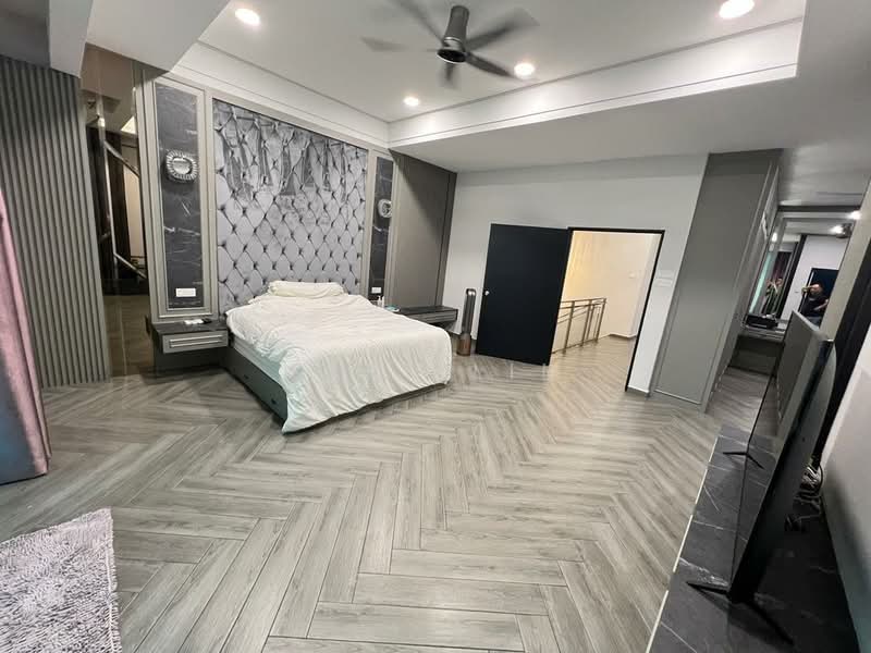 Cluster House for Sale in Austin Heights (Tebrau) - Karl Lim - Bedroom - PropertyGuru.com.my