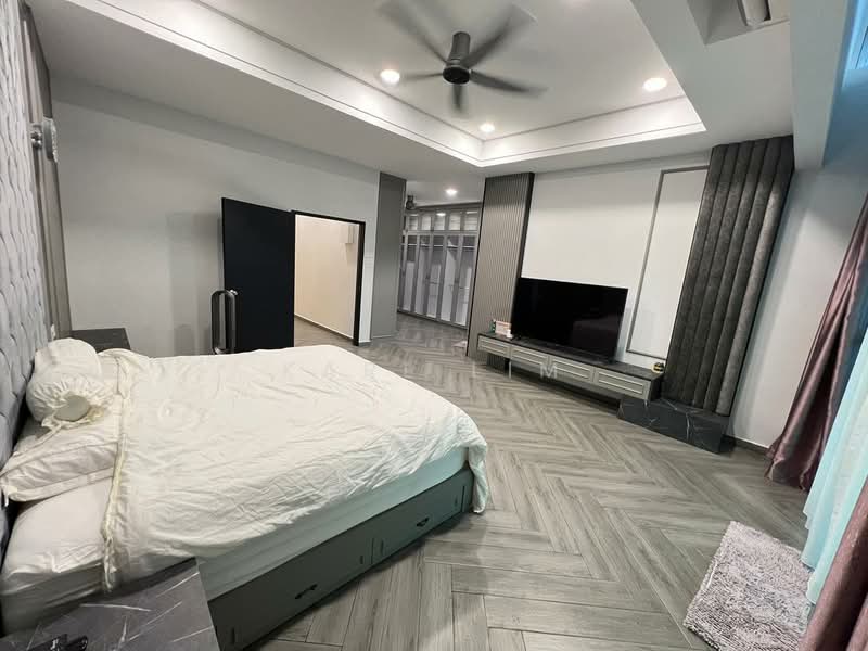 Cluster House for Sale in Austin Heights (Tebrau) - Karl Lim - Bedroom - PropertyGuru.com.my