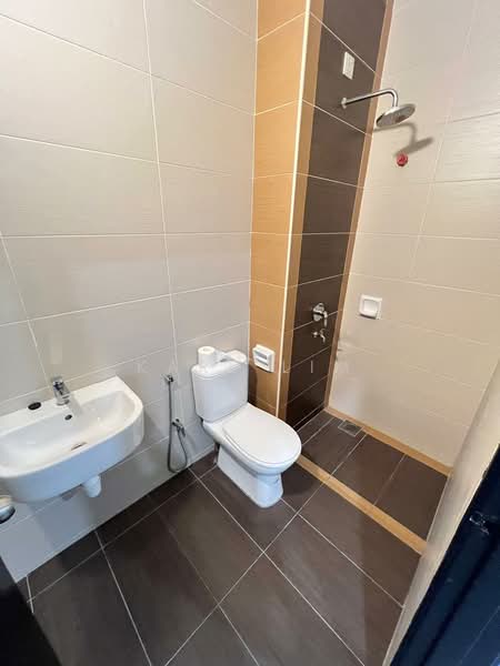 Cluster House for Sale in Austin Heights (Tebrau) - Karl Lim - Bathroom - PropertyGuru.com.my