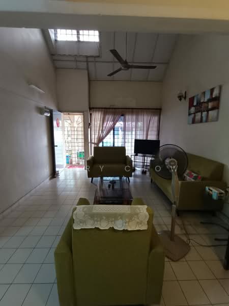 Terraced House for Sale in Usj 2 (Subang Jaya) - Jerry Chow - Living Room - PropertyGuru.com.my