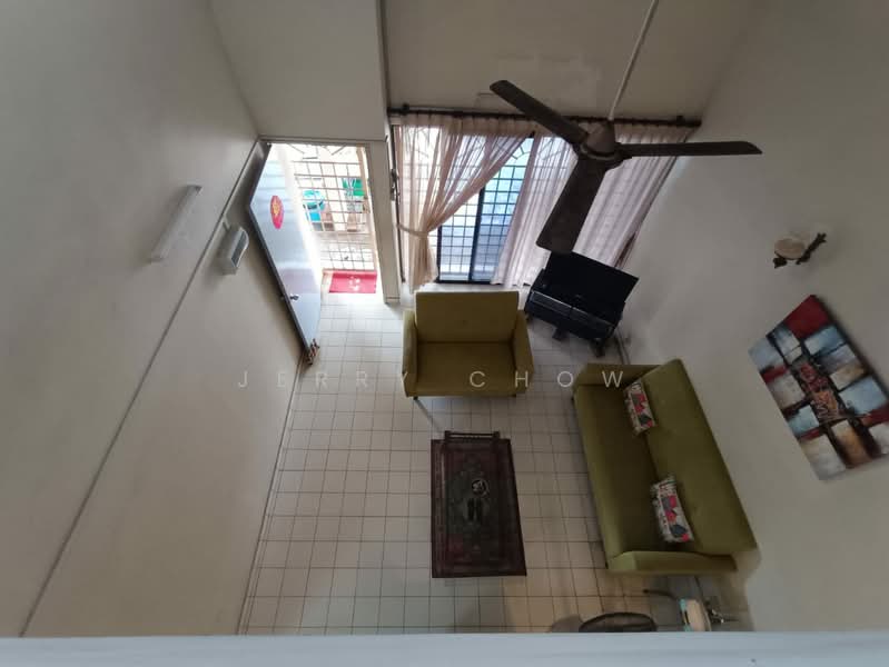 Terraced House for Sale in Usj 2 (Subang Jaya) - Jerry Chow - Living Room - PropertyGuru.com.my