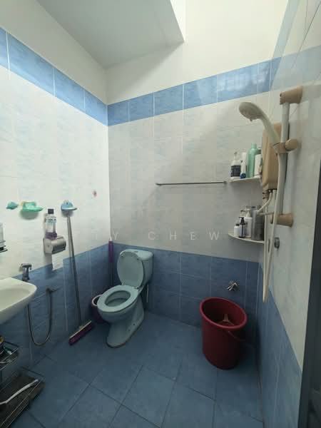 1-storey Terraced House for Sale in Off Jalan Meru (Klang) - TY Chew - Bathroom - PropertyGuru.com.my