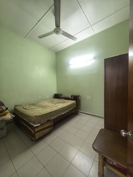 1-storey Terraced House for Sale in Off Jalan Meru (Klang) - TY Chew - Bedroom - PropertyGuru.com.my
