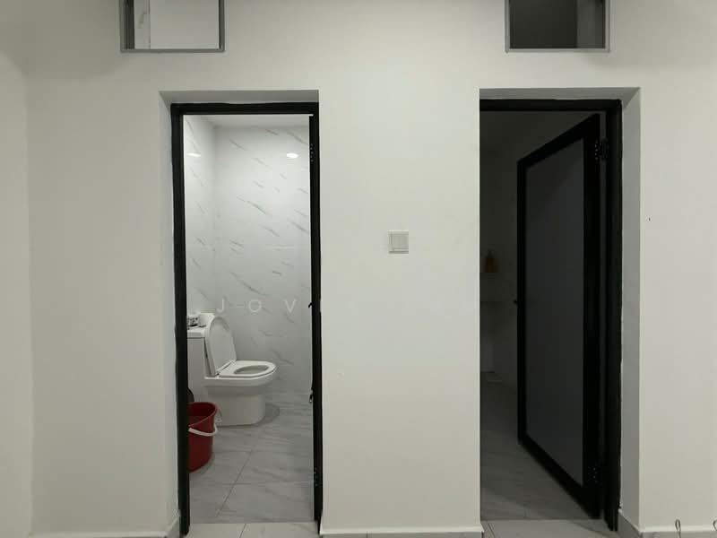 Rumah Teres 1 Tingkat untuk Dijual di Taman Gembira (Tampoi) - Jovel Lim - Bathroom - PropertyGuru.com.my