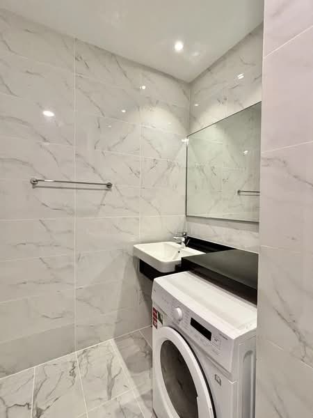 Servis Apartment untuk Disewa di Met 1 Residences - Kim Ling - Bathroom - PropertyGuru.com.my