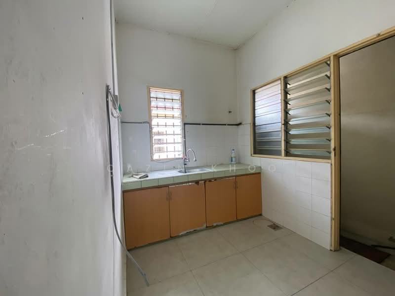 1-storey Terraced House for Sale in Bandar Seri Botani (Ipoh) - Qazin Khoo - Kitchen - PropertyGuru.com.my