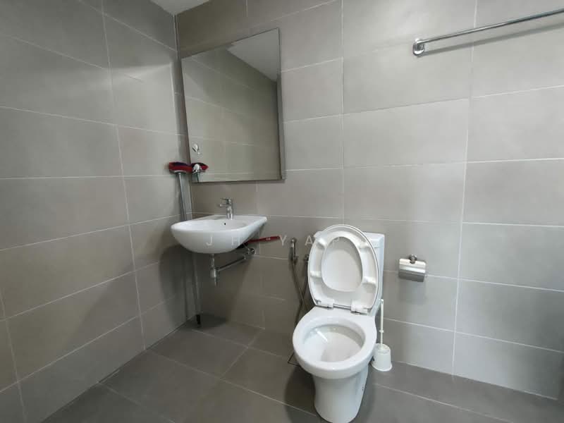 Condominium for Rent at Teega Residences - JH Yap - Bathroom - PropertyGuru.com.my