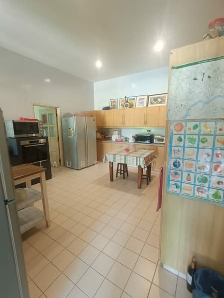 Rumah Banglo untuk Dijual di Leisure Farm (Gelang Patah) - Lauren Chai - Kitchen - PropertyGuru.com.my